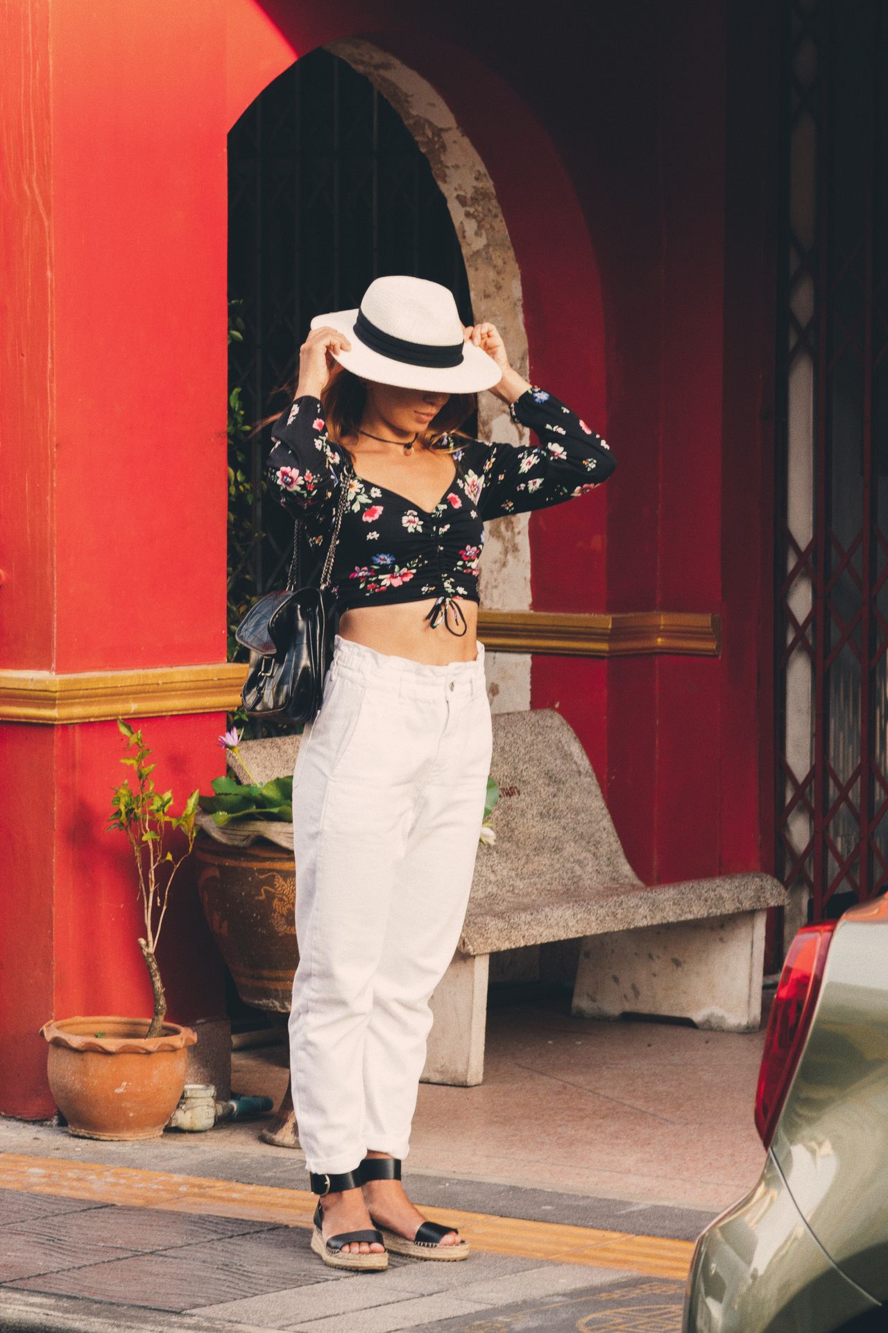 The White Shirt