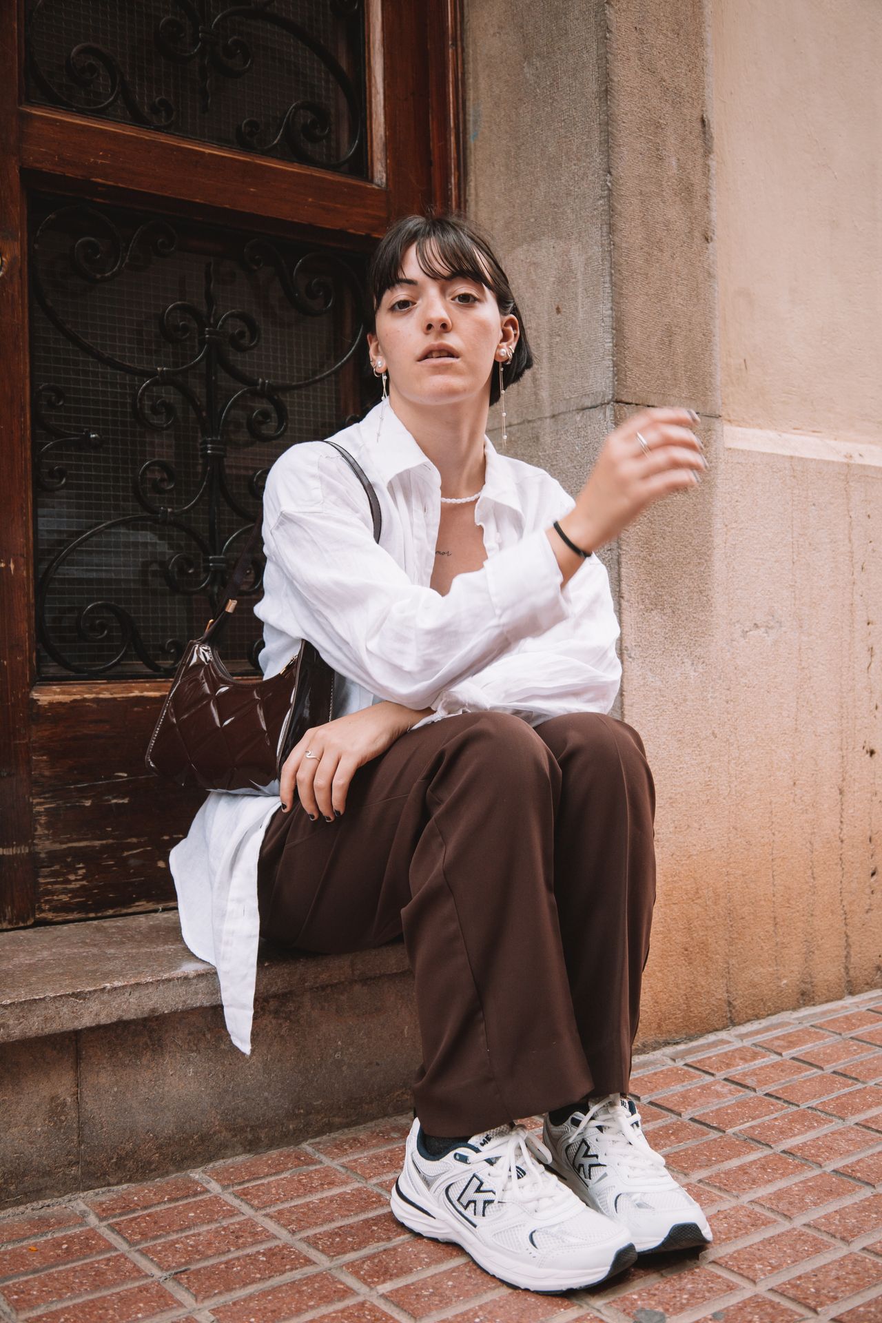 The White Shirt